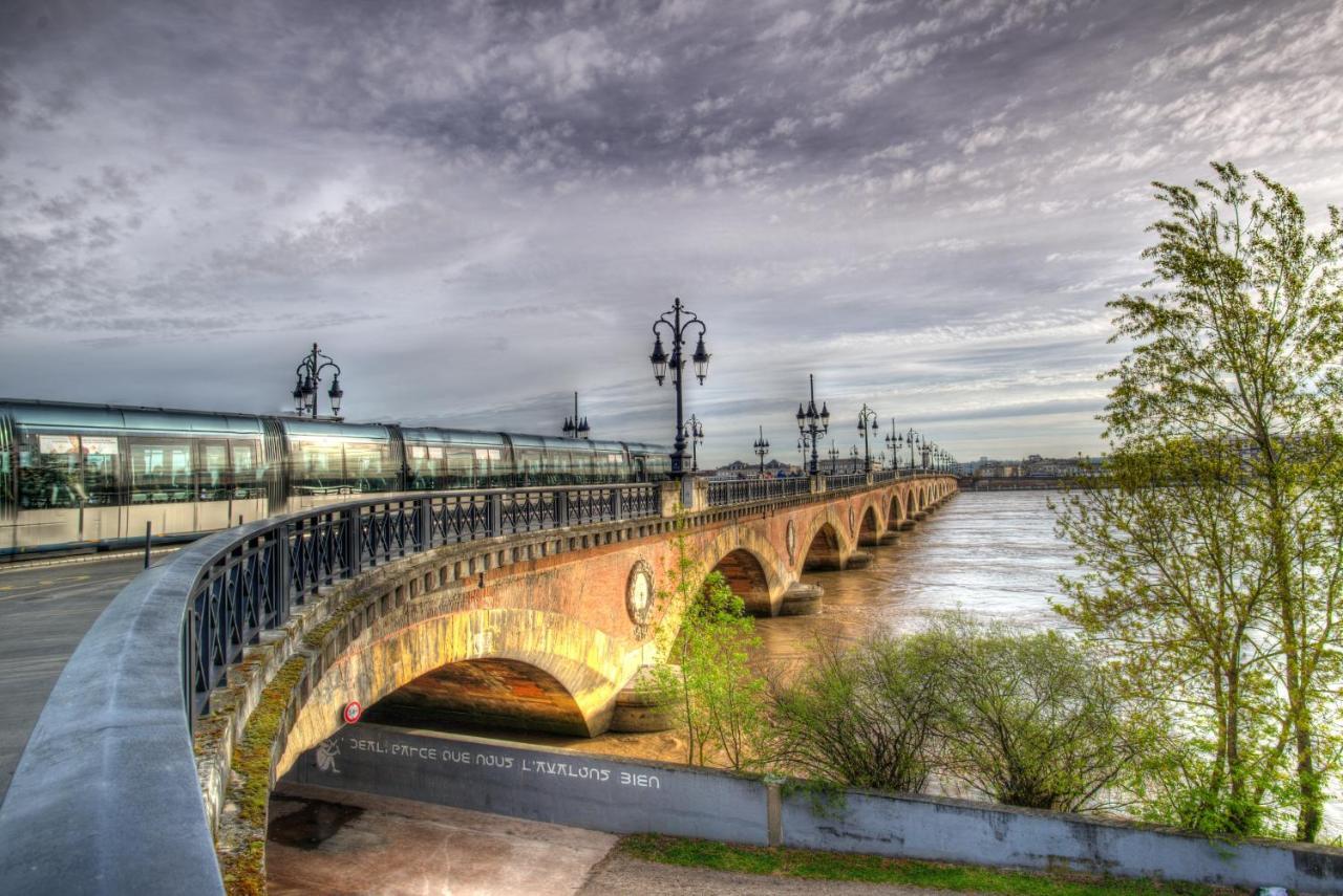 Kyriad Direct Bordeaux Sud Cestas Exterior photo
